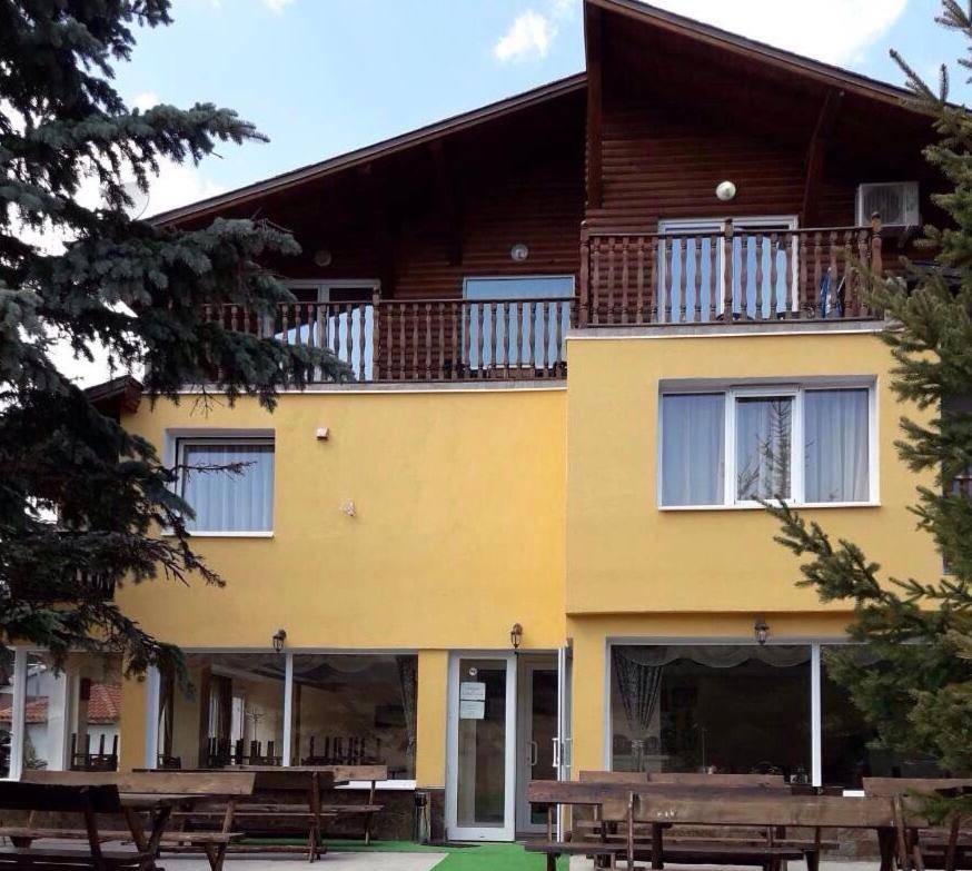 Комплекс Лебанов Hotel Yundola Exterior photo